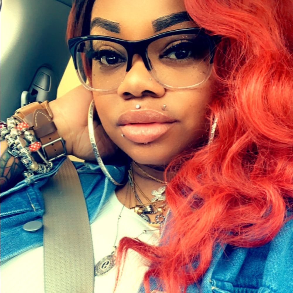 Hi 👋🏽 - Picture 2 of 3